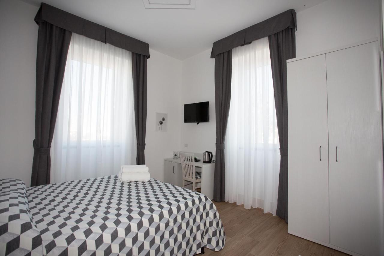 Guesthouse Porto Di Roma Civitavecchia Dış mekan fotoğraf